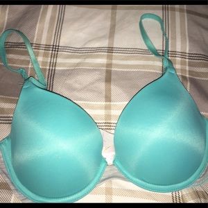 Pink victoria secret bra size 34c